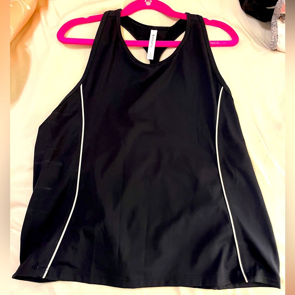 Athleta Lightning Tank black large women’s activewear athletic tank top